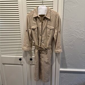 Tahari linen blend safari style  Button-Up Belted Dress